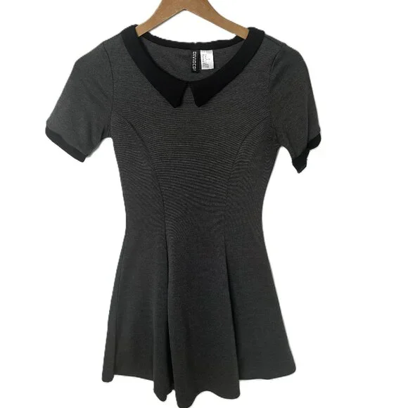 Cute Gray Skater Dress with Black Collar - Picture 3 of 4